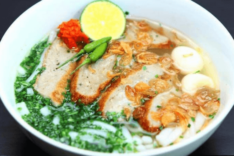 Nguyen lieu tuoi ngon cho mon banh canh cha ca Nha Trang